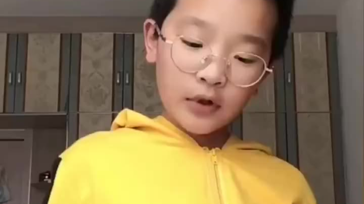 小朋友模仿老师合集